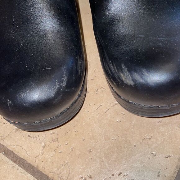 Dansko Matte Black Cabrio Clogs - Picture 3 of 8